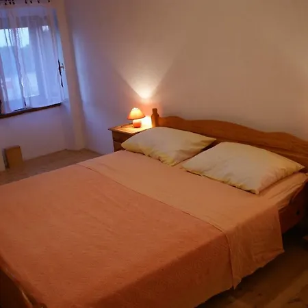 Prázdninový dům Holiday Pinezici *